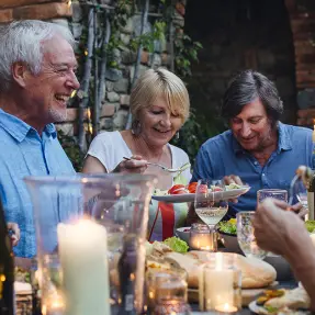 Recherche compagnon de voyage senior Clearance